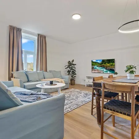 Διαμέρισμα V Harmonii S Prirodou Modra